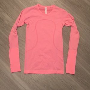 Lululemon Swiftly Tech Long Sleeve Top